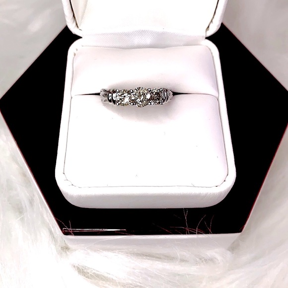 14k solid gold 1CT TW 3 stone natural diamond ring size 7 - Picture 5 of 7